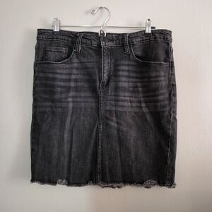 Universal Threads Black Denim Skirt